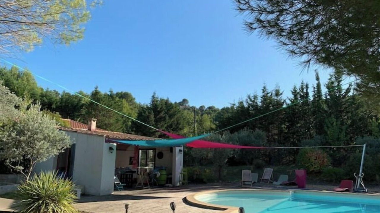 Photo of Outdoor in Simiane-Collongue