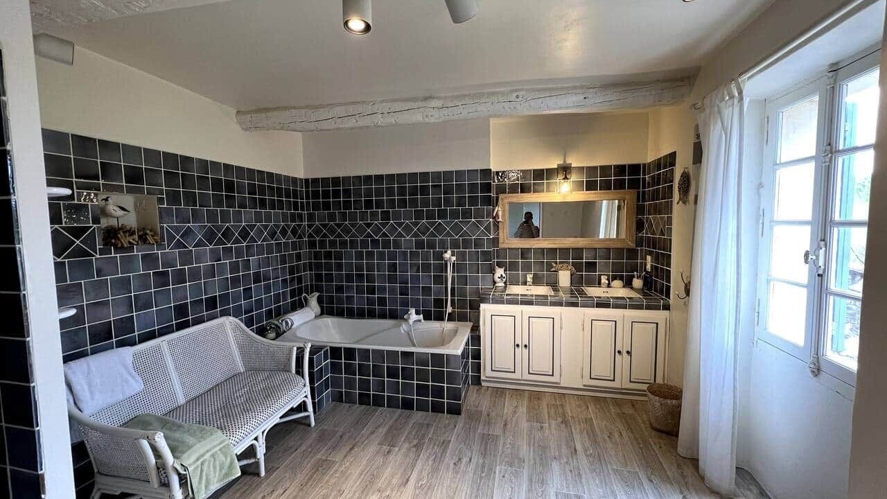 Photo of Bathroom in Callas