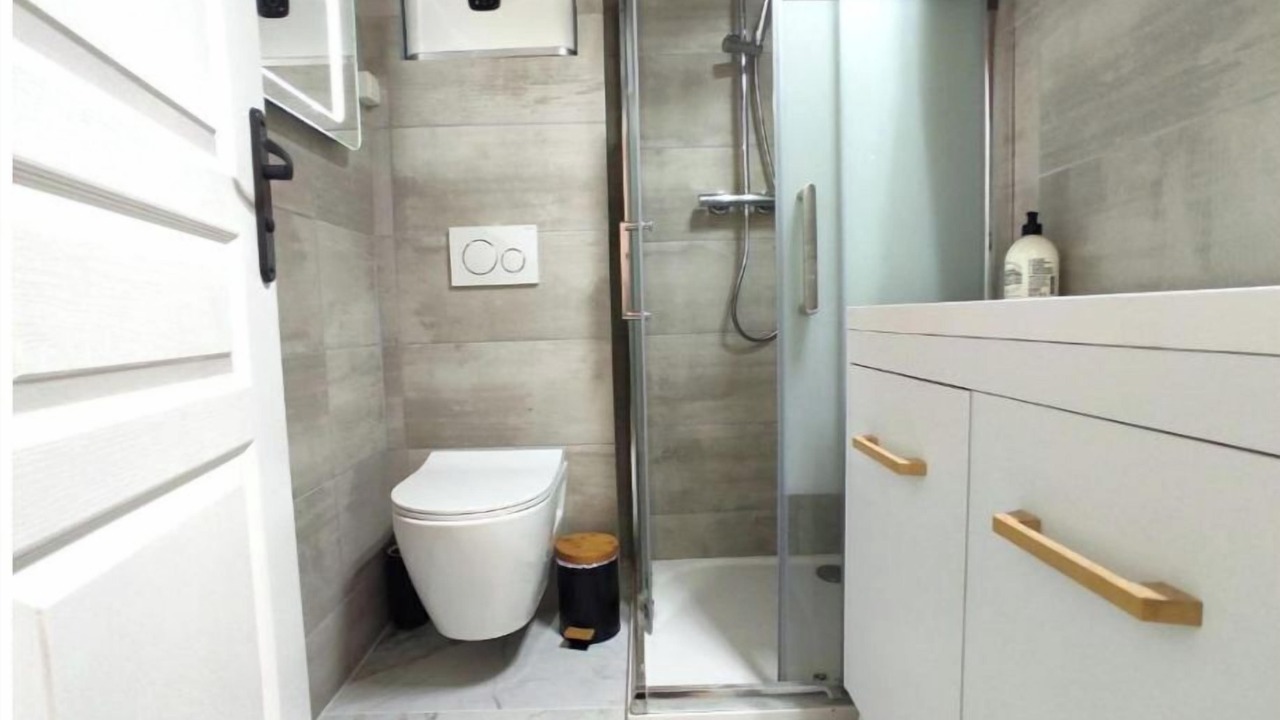 Photo of Bathroom in Gambetta