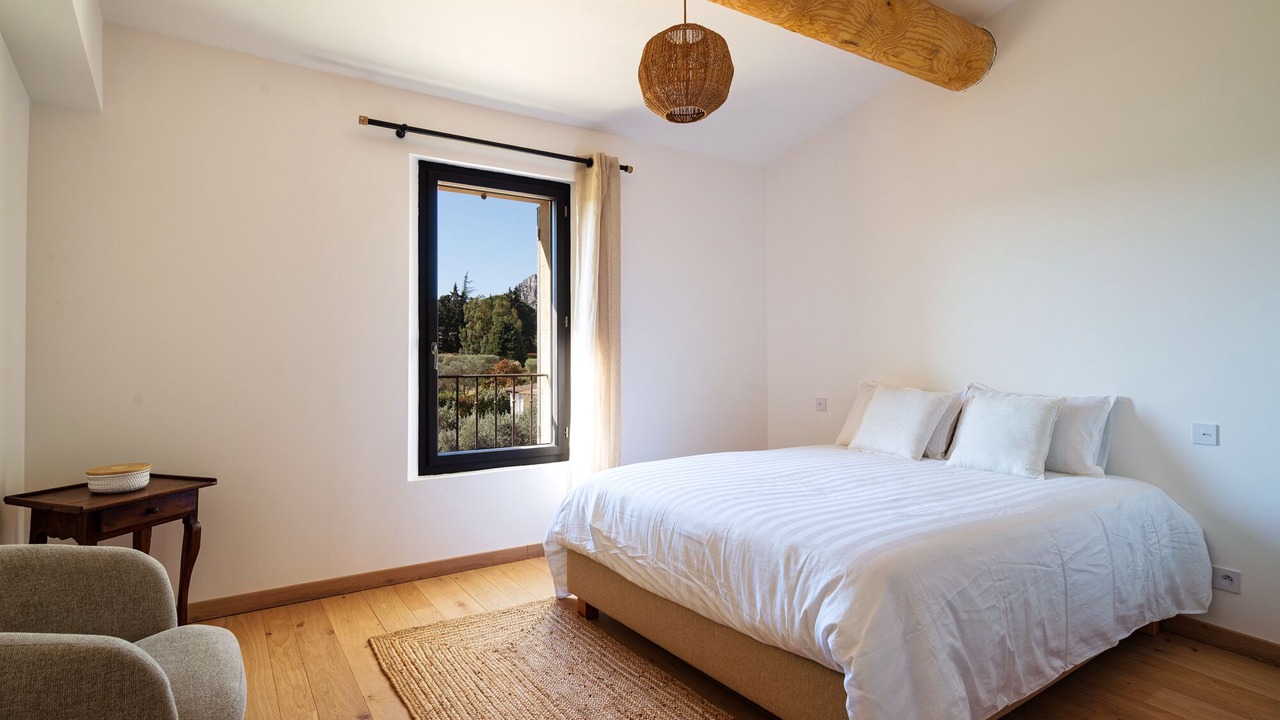 Photo of Bedroom in Eygalieres