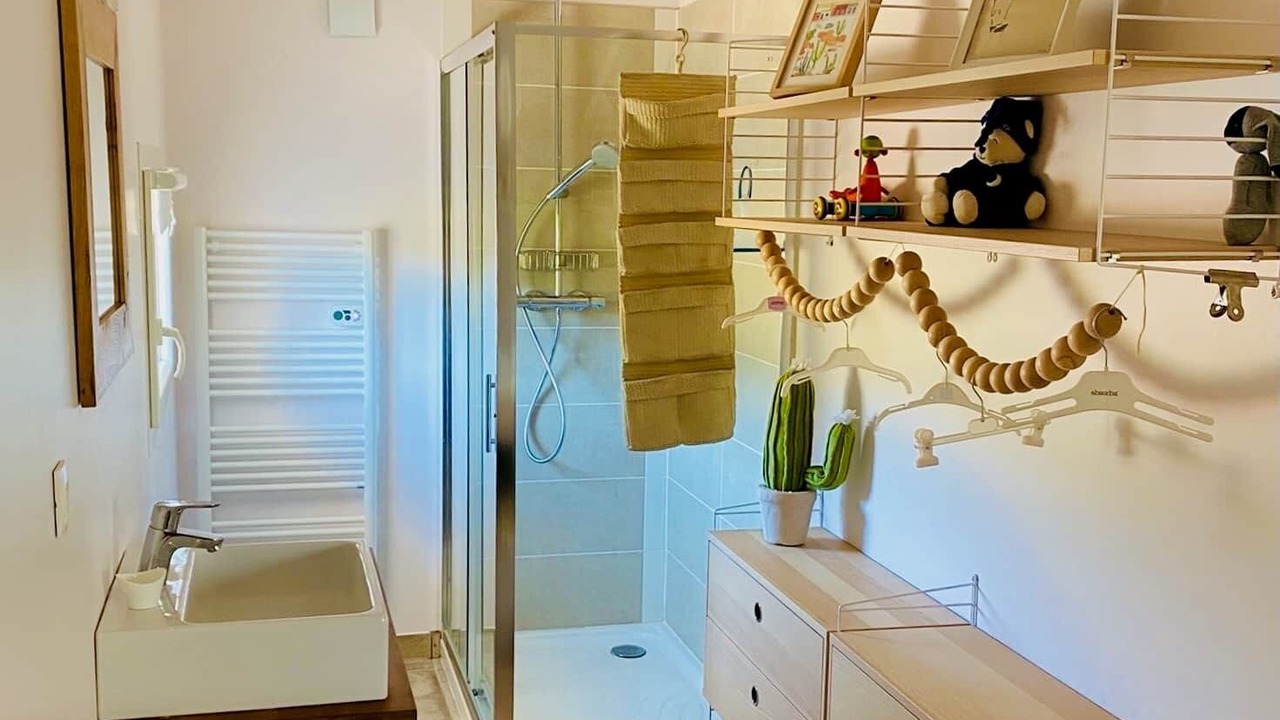 Photo of Bathroom in Esparron-de-Verdon