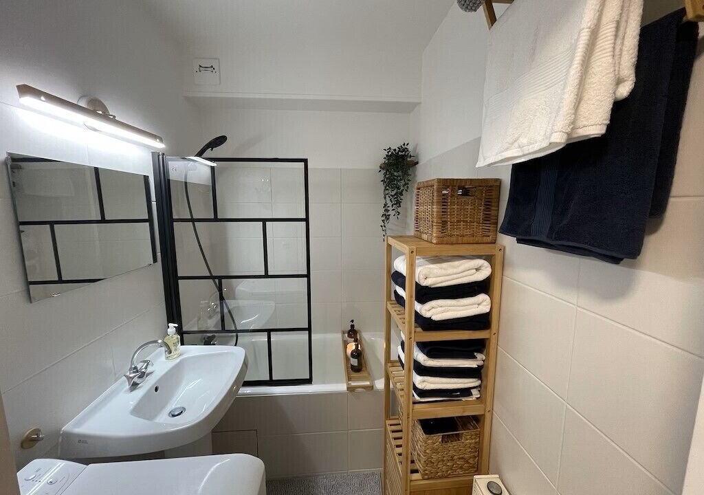 Photo of Bathroom in Montclar