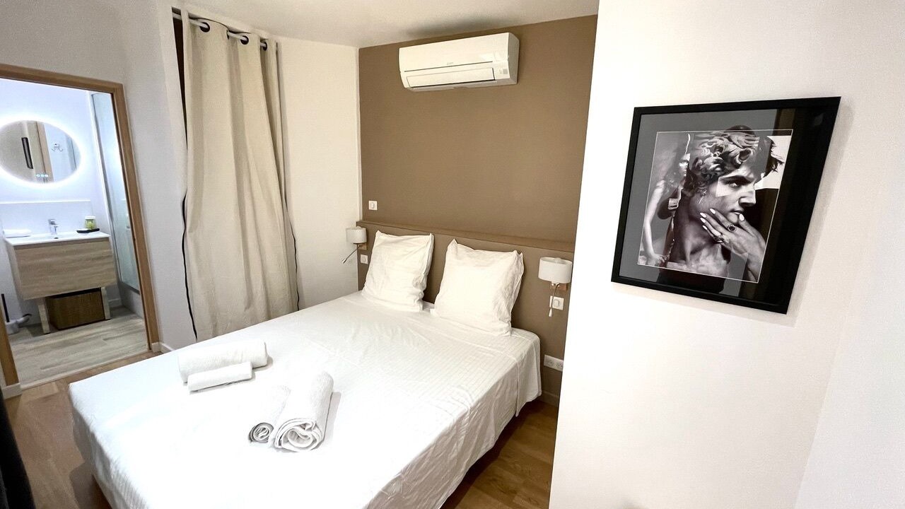 Photo of Bedroom in Mazarin Quarter