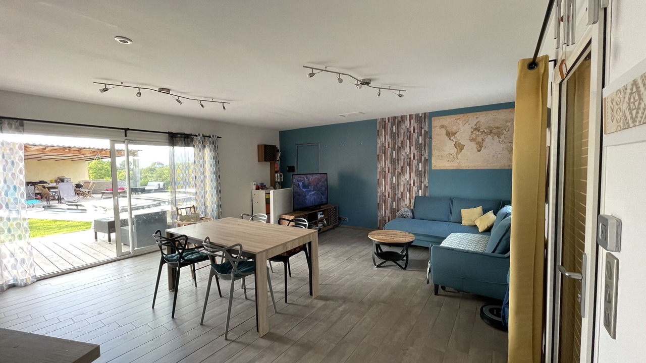 Photo of Livingroom in Fuveau