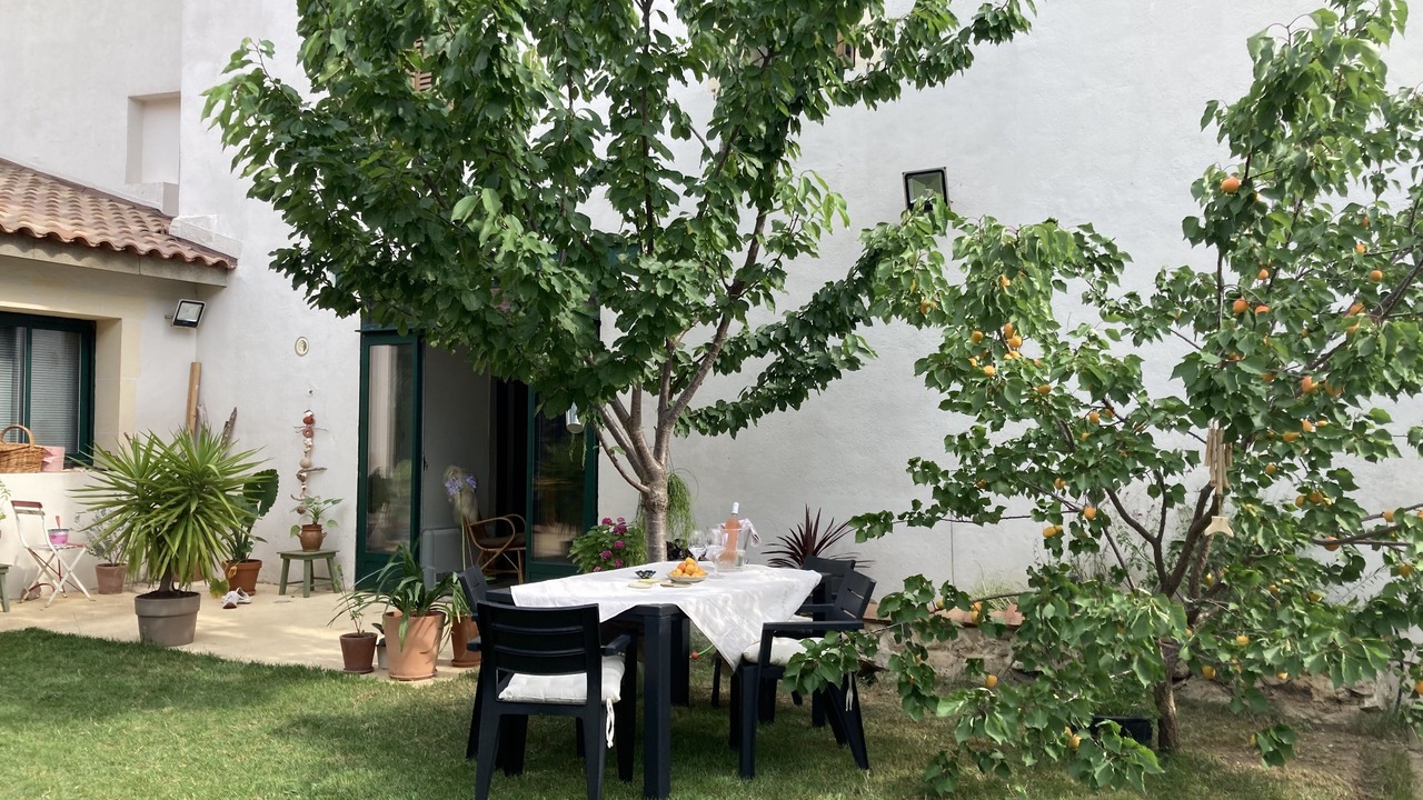 Photo of Outdoor in Pomerols