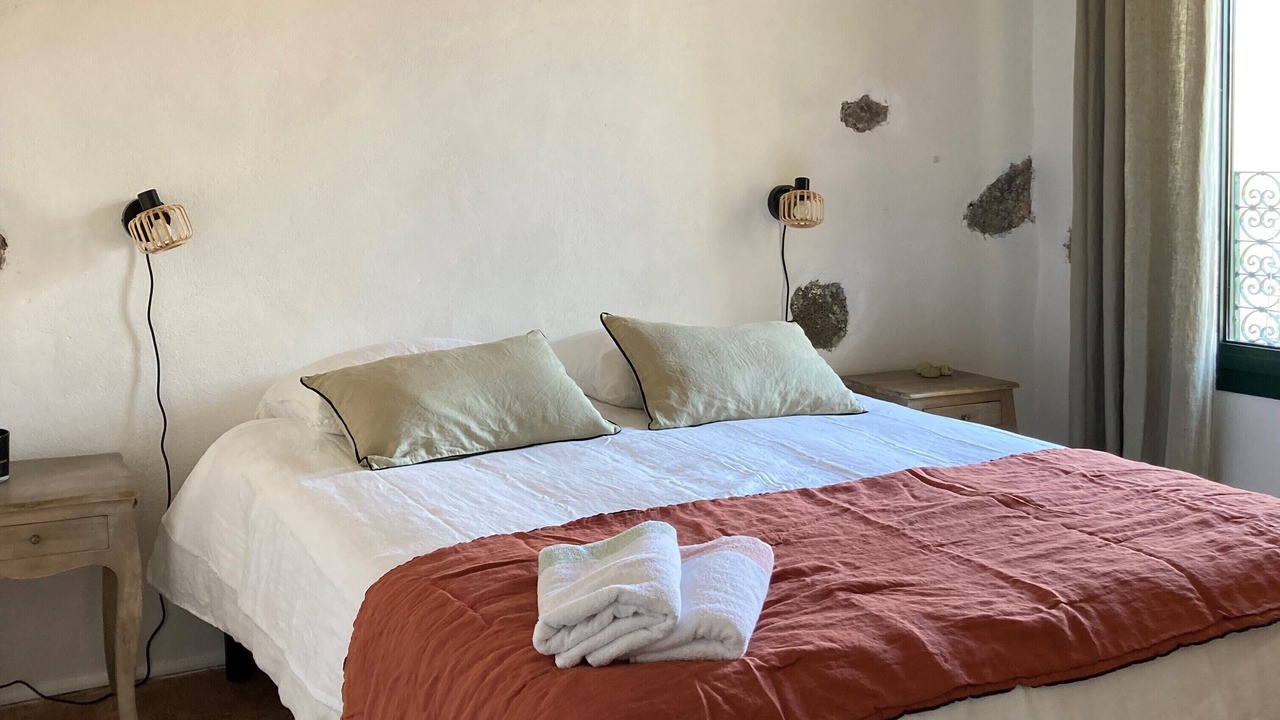 Photo of Bedroom in Pomerols