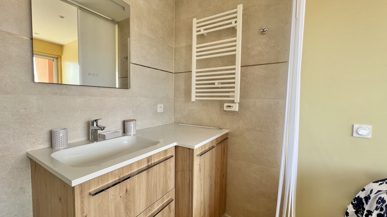 Photo of Bathroom in Boulouris-sur-Mer