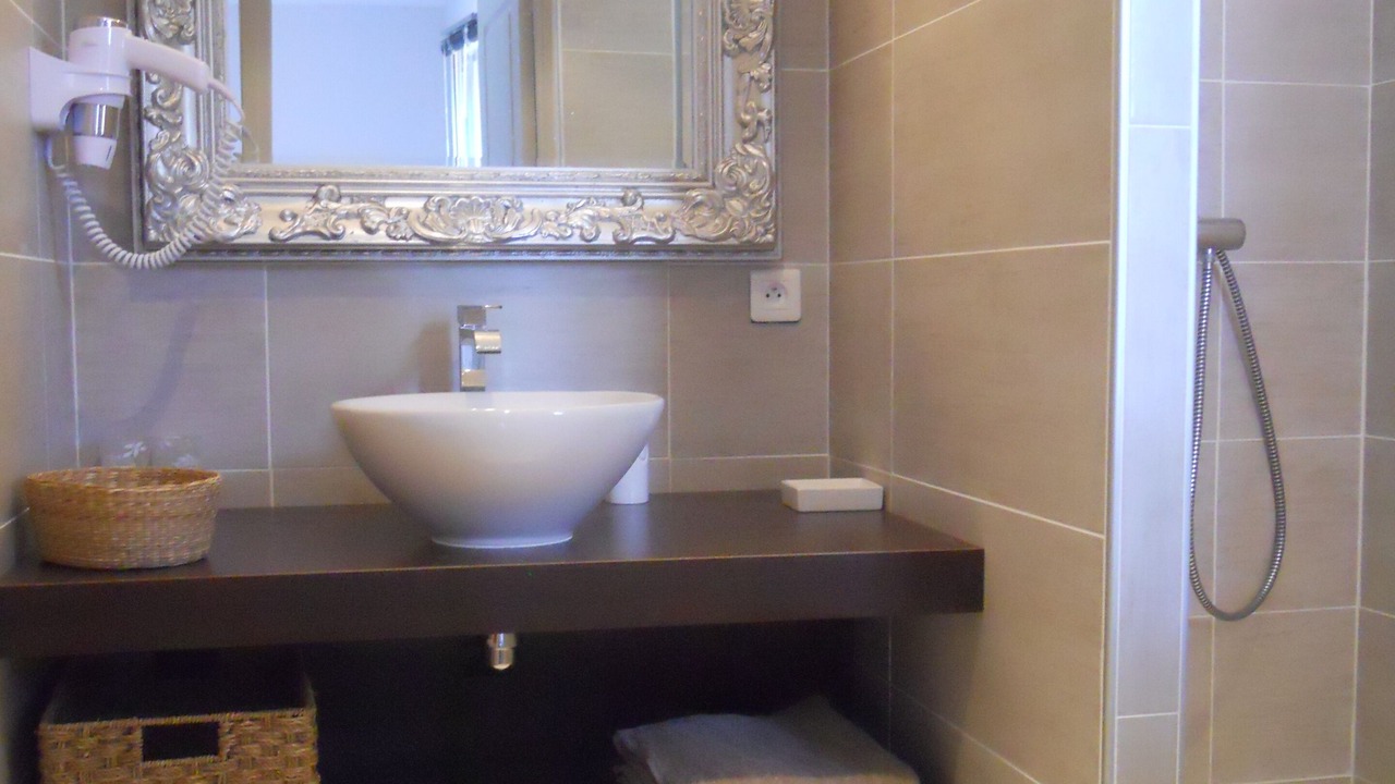 Photo of Bathroom in Guerrevieille