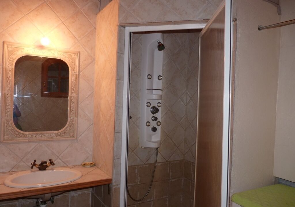 Photo of Bathroom in Beaucaire