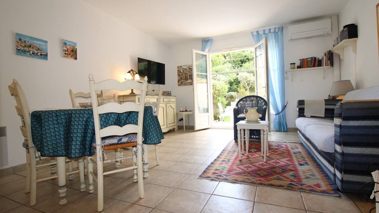 Photo of Bedroom in Gassin