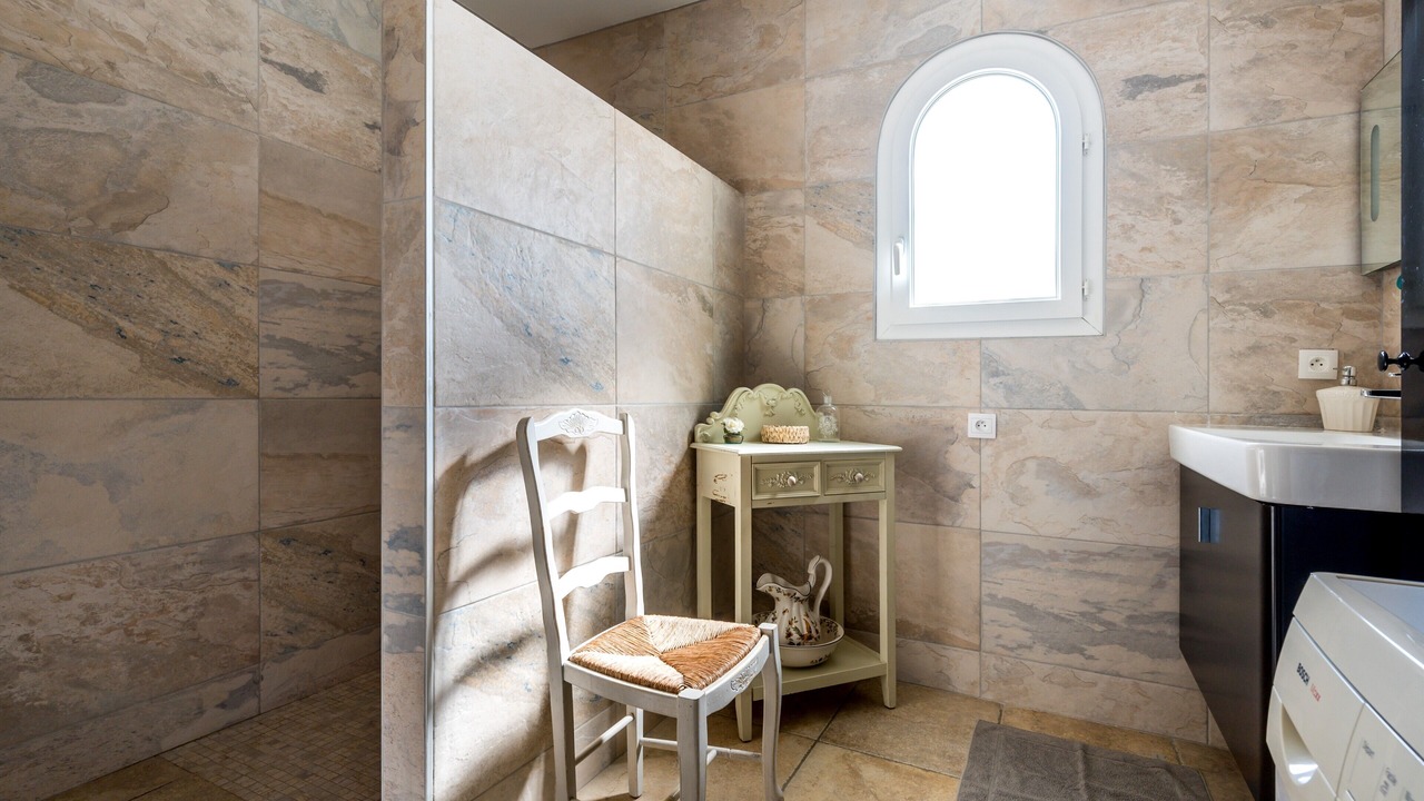 Photo of Bathroom in Montesquieu-des-Alberes