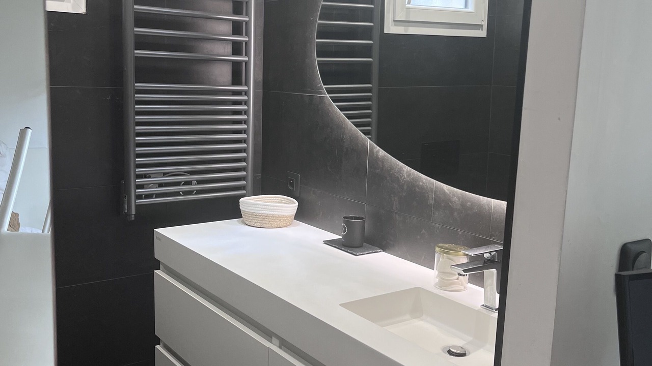 Photo of Bathroom in Eguilles