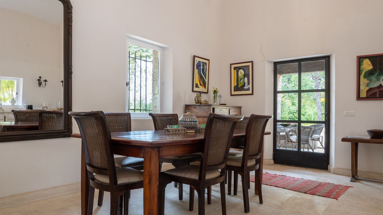 Photo of Livingroom in Apt