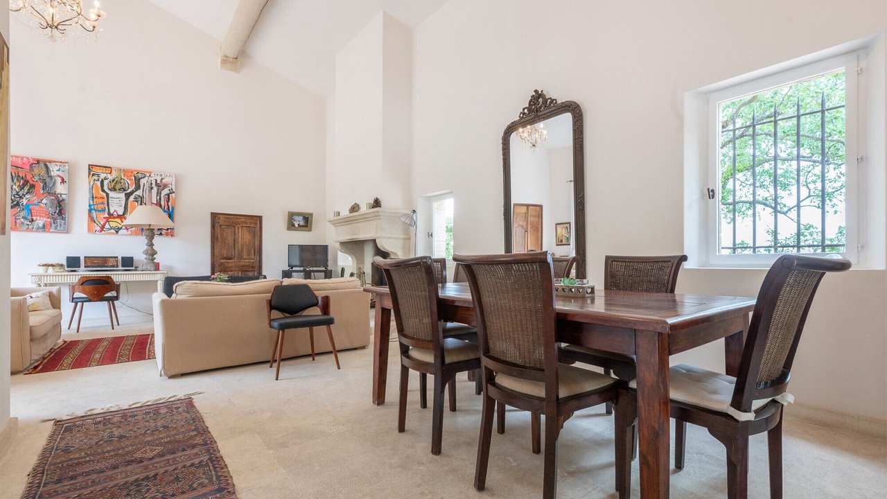 Photo of Livingroom in Apt