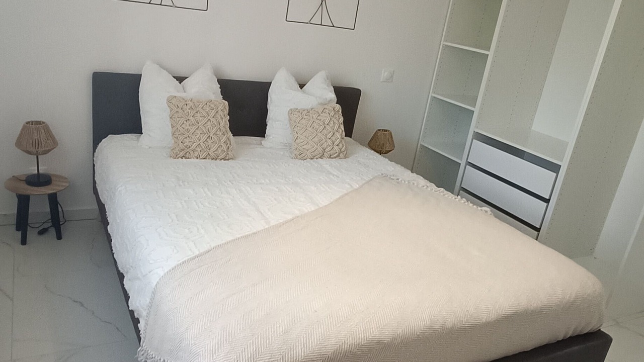 Photo of Bedroom in Meynes