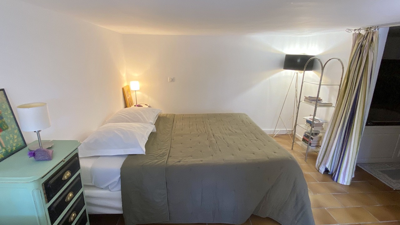 Photo of Bedroom in Bonnieux