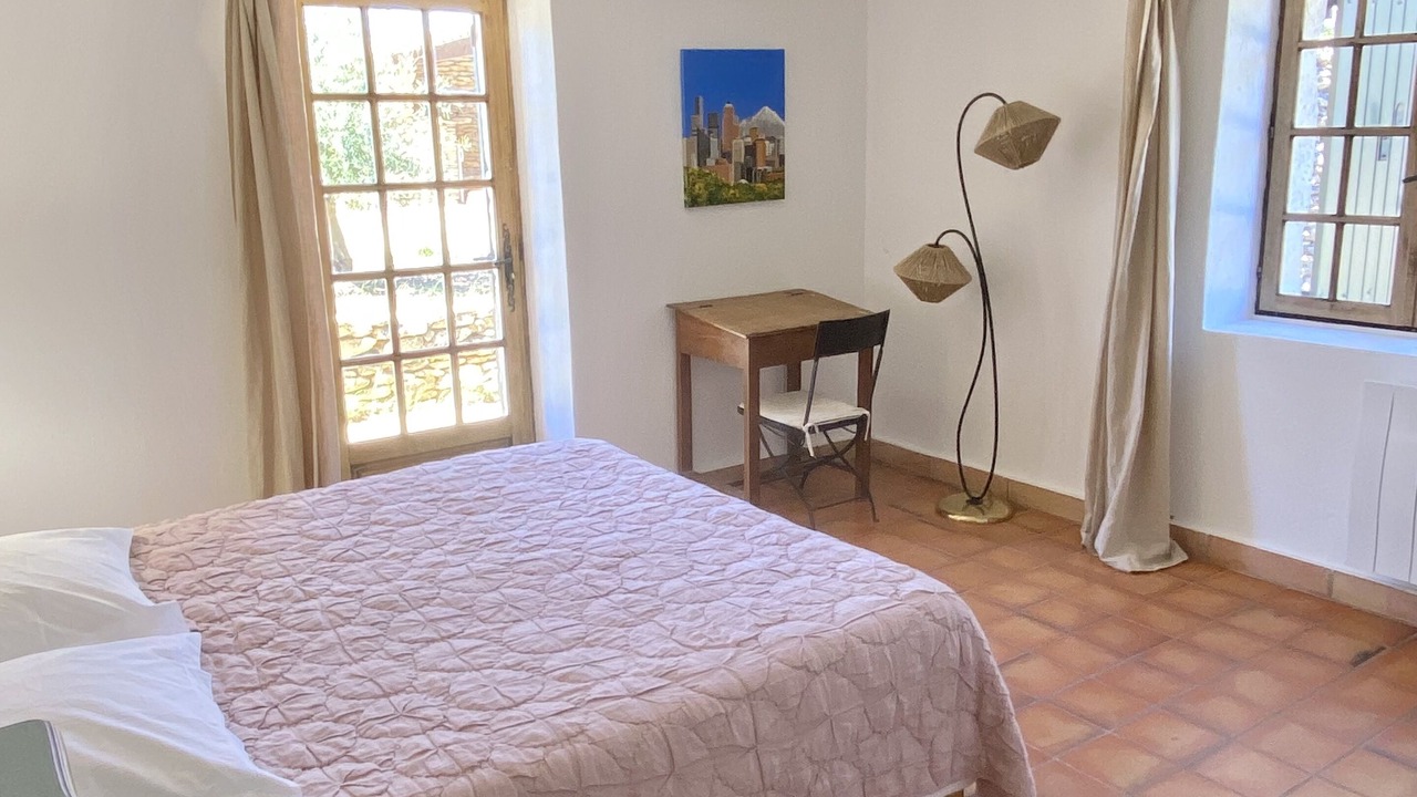 Photo of Bedroom in Bonnieux