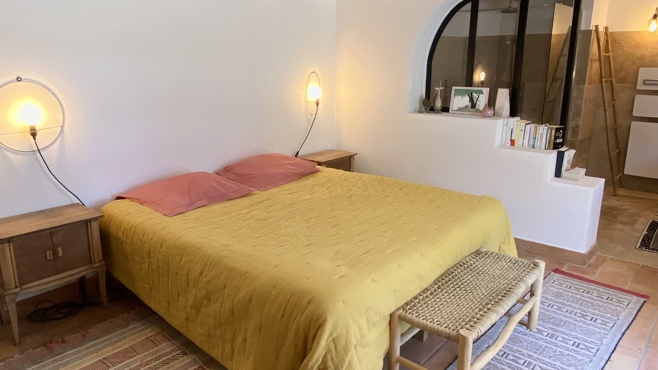 Photo of Bedroom in Bonnieux