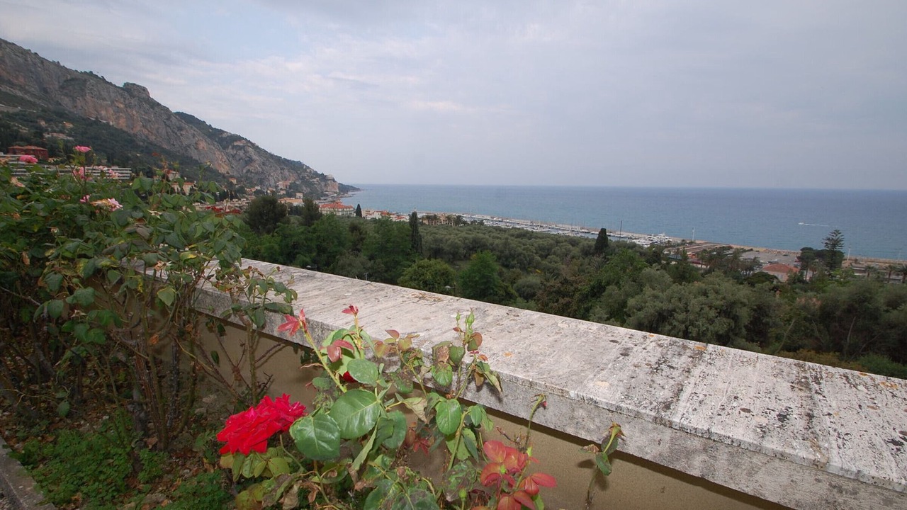 Photo of Others in Menton