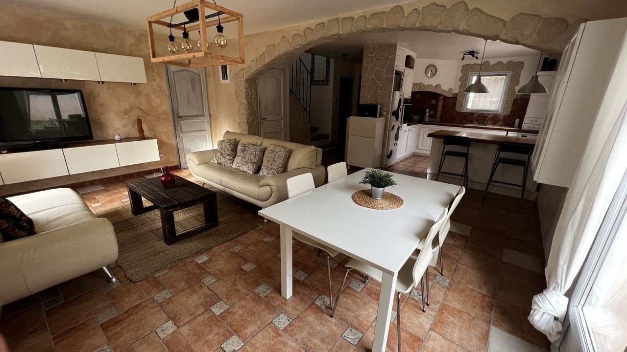 Photo of Livingroom in Lancon-Provence