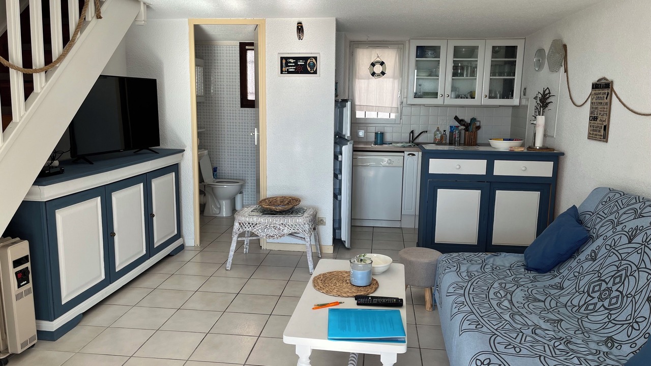 Photo of Livingroom in Saint-Pierre-la-Mer