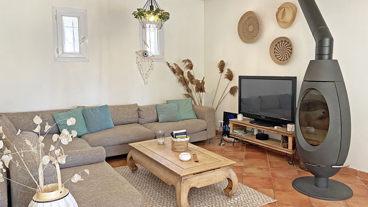 Photo of Livingroom in Maillane