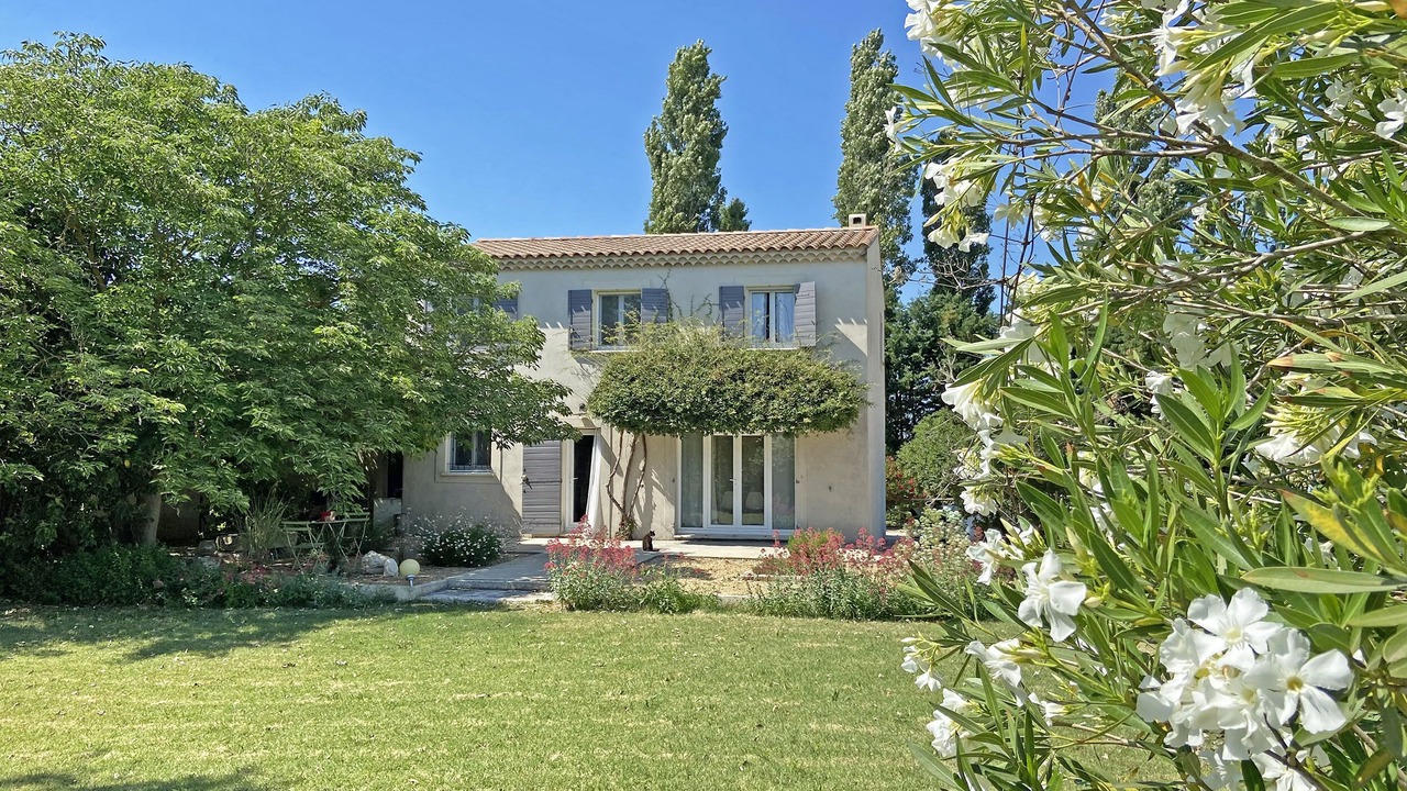 Photo of Outdoor in Maillane