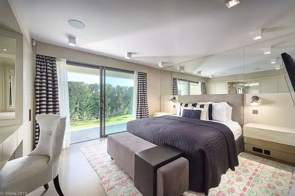 Photo of Bedroom in Vallauris