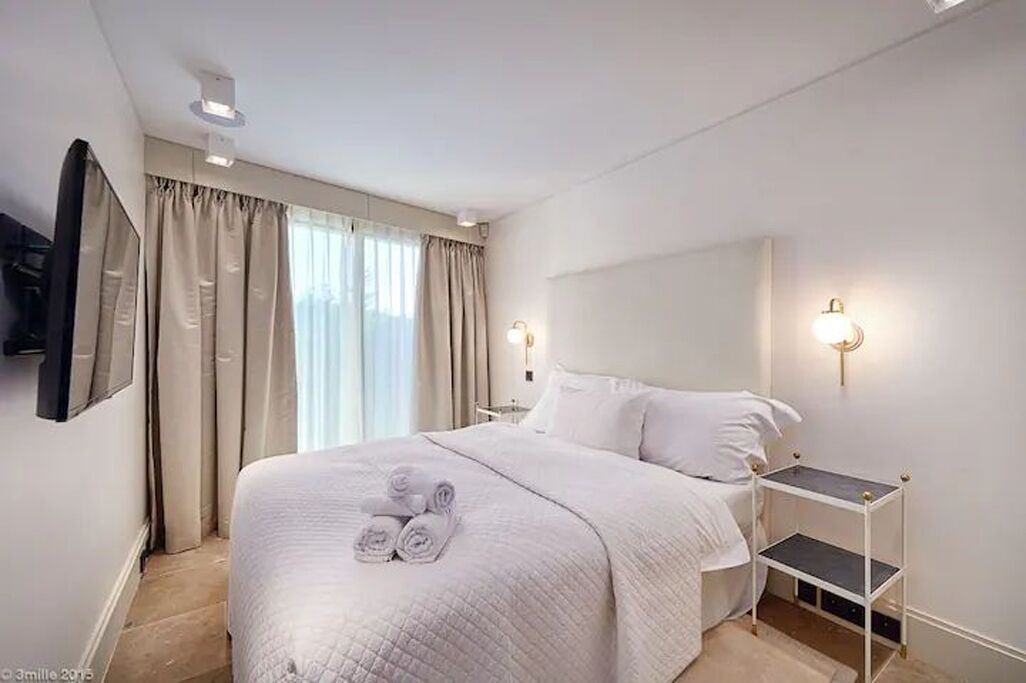 Photo of Bedroom in Vallauris