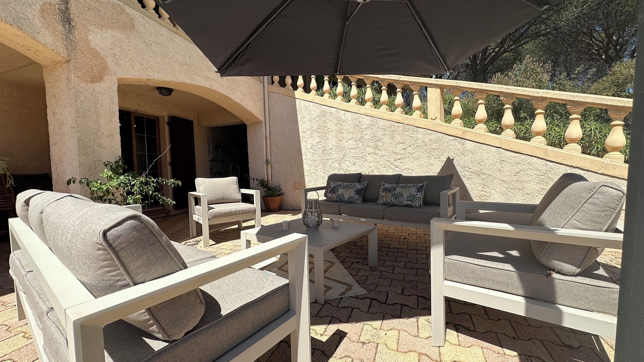 Photo of Patio Balcony in Peissonnel