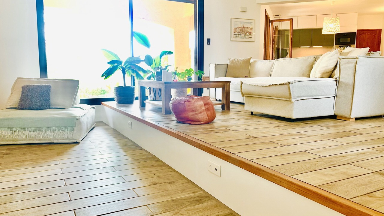 Photo of Livingroom in Peissonnel