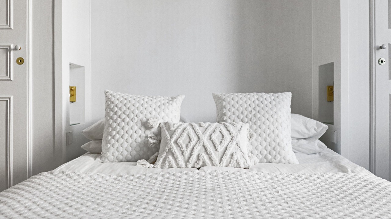 Photo of Bedroom in Riou - Petit Juas - Av de Grasse