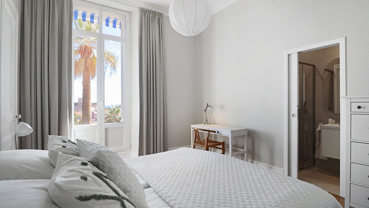Photo of Bedroom in Riou - Petit Juas - Av de Grasse