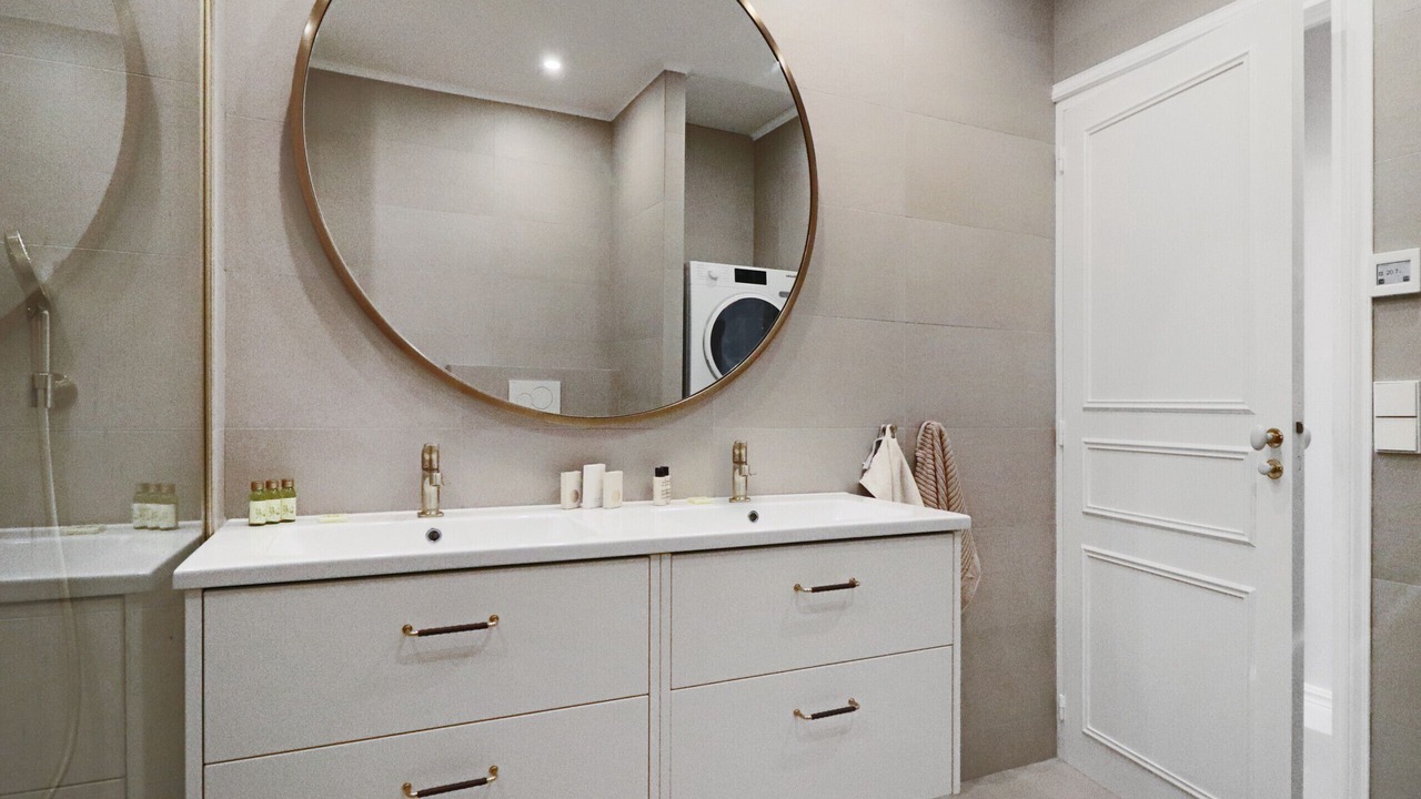 Photo of Bathroom in Riou - Petit Juas - Av de Grasse