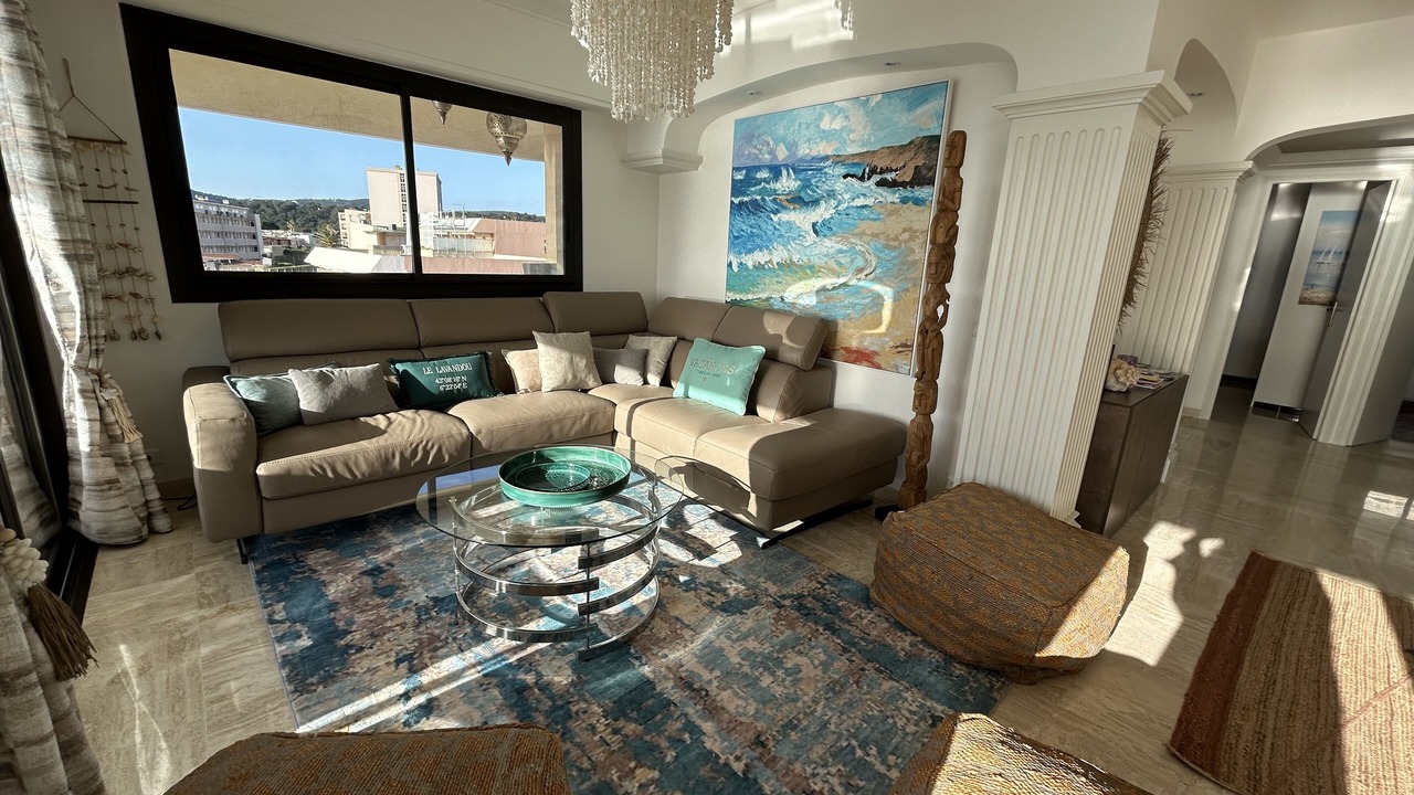 Photo of Livingroom in Le Lavandou