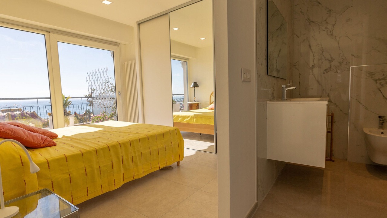 Photo of Bedroom in Menton