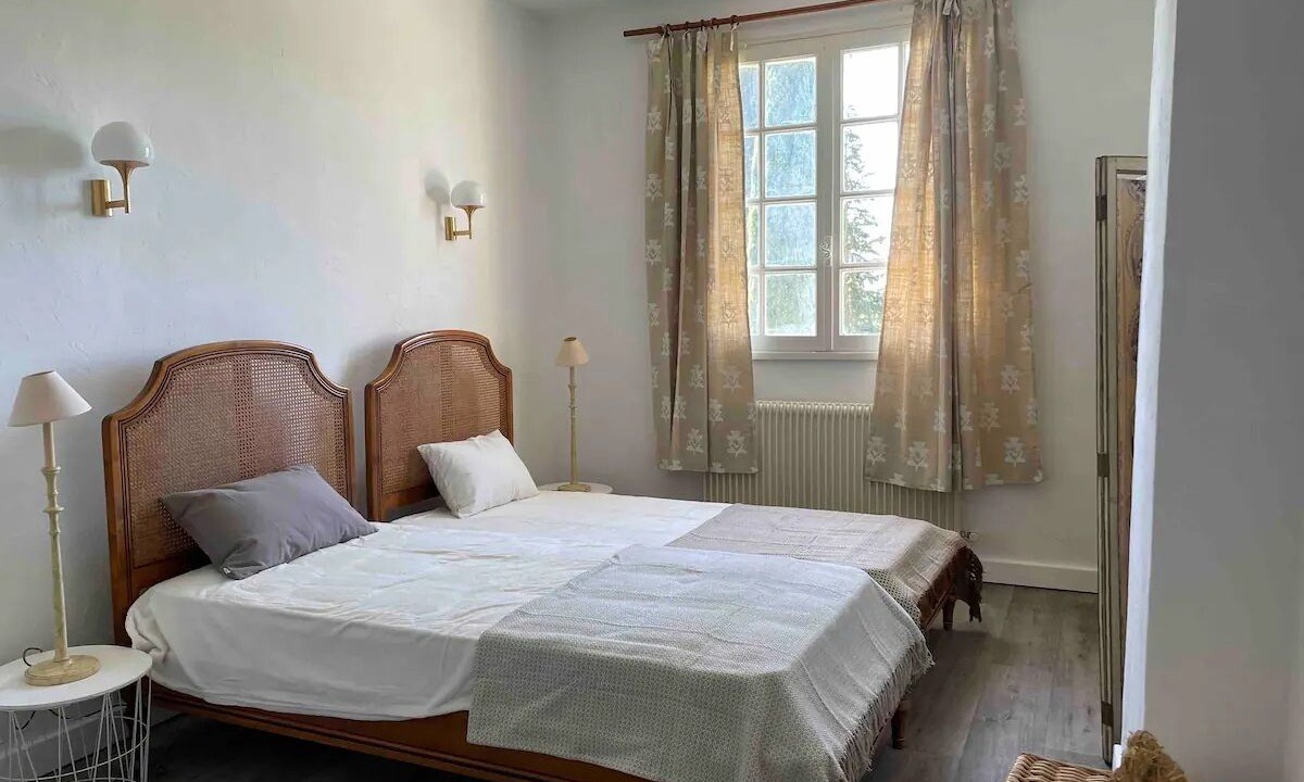 Photo of Bedroom in Cavaillon