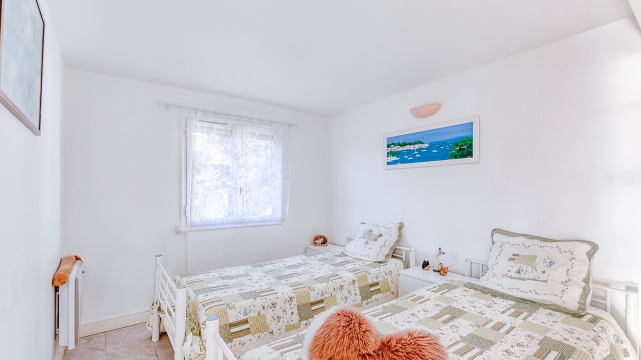 Photo of Bedroom in Hyeres