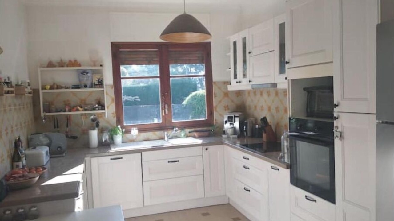 Photo of Kitchen in Les Trois Lucs