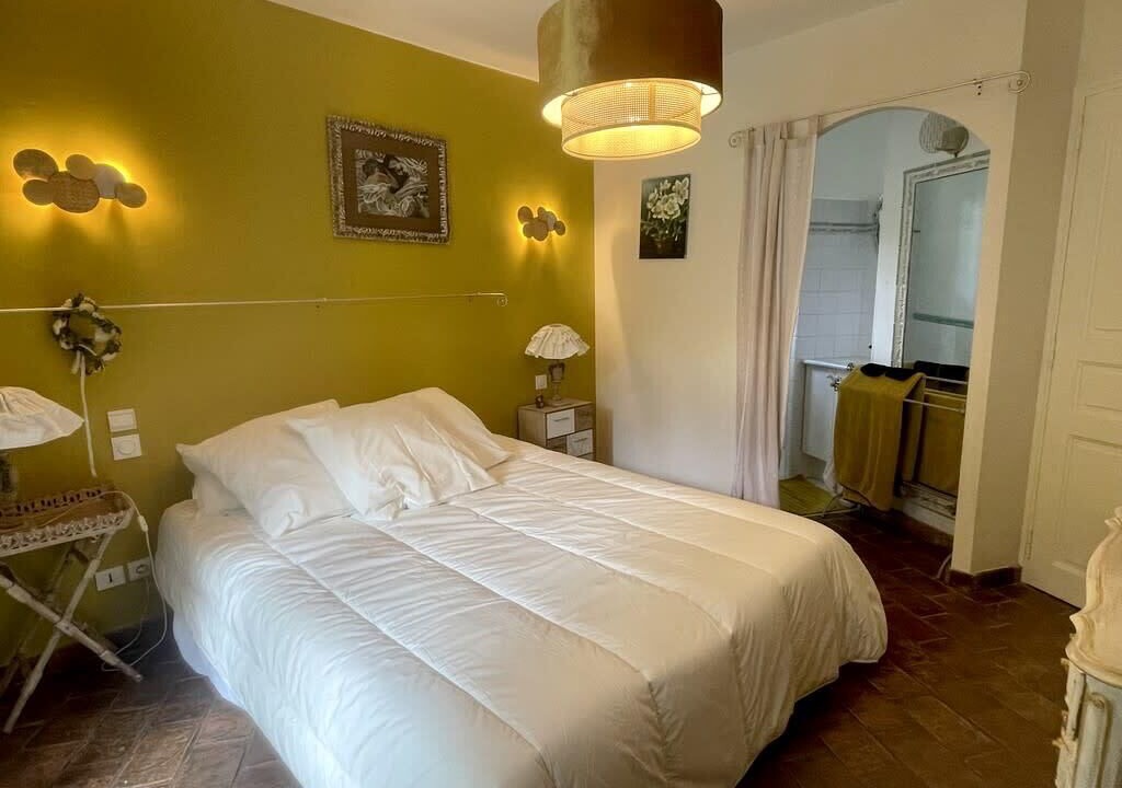 Photo of Bedroom in Salon-de-Provence