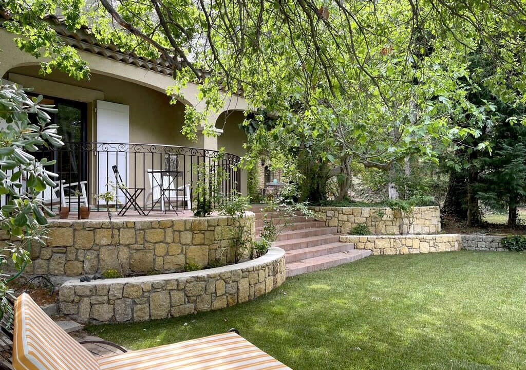 Photo of Patio Balcony in Salon-de-Provence