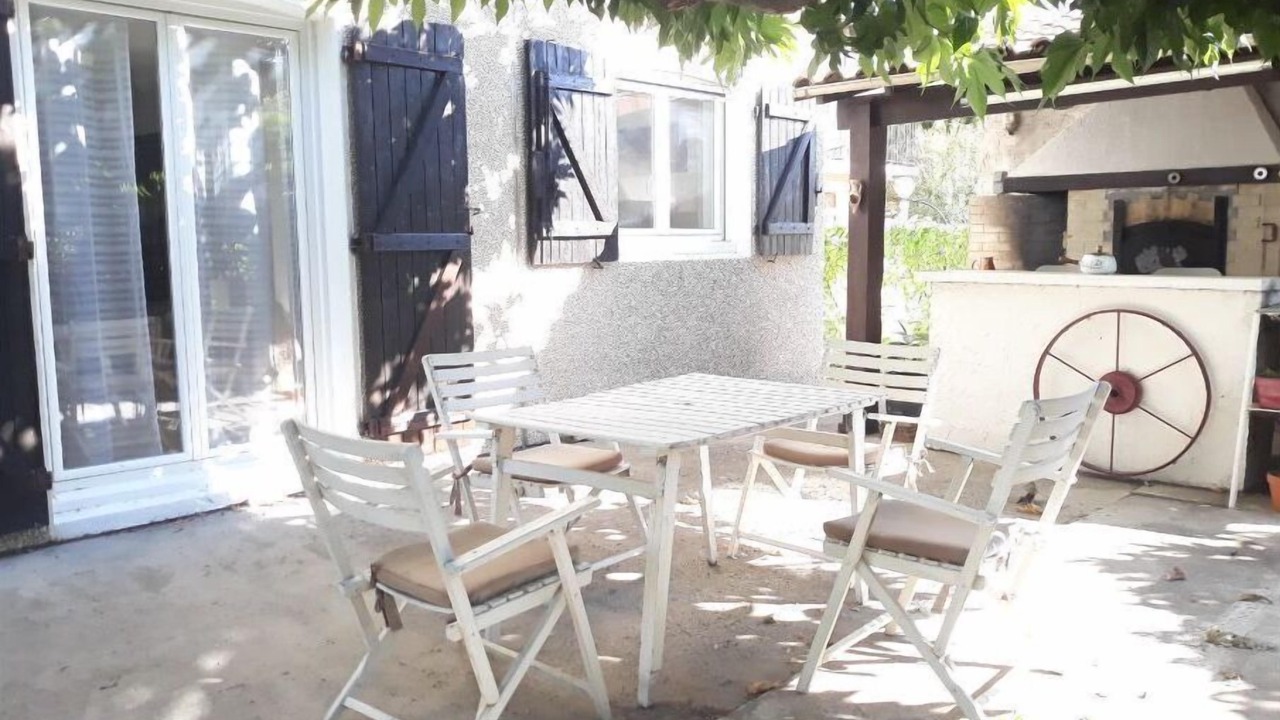 Photo of Outdoor in Entressen