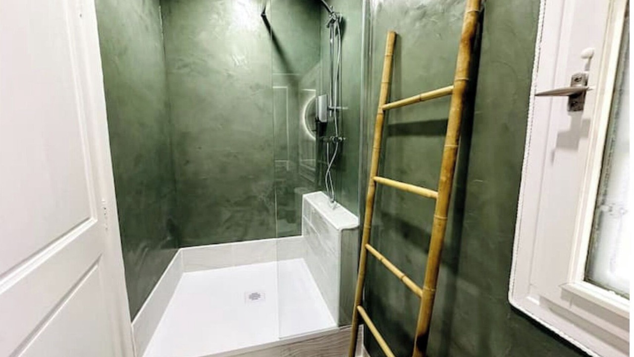 Photo of Bathroom in Saint-Gilles