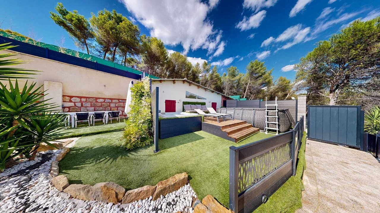Photo of Patio Balcony in Istres