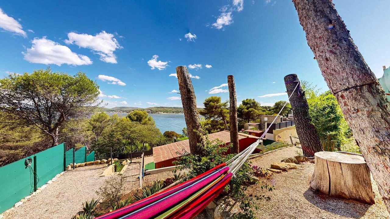 Photo of Outdoor in Istres