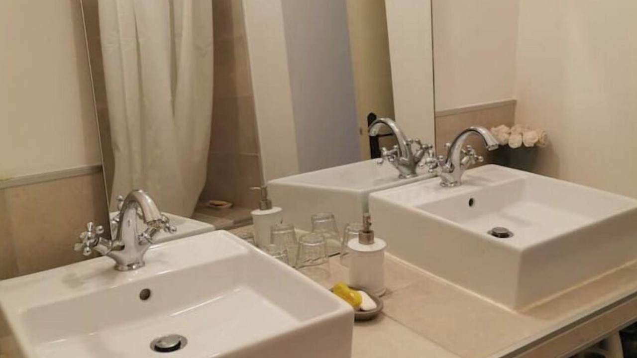 Photo of Bathroom in Tarascon