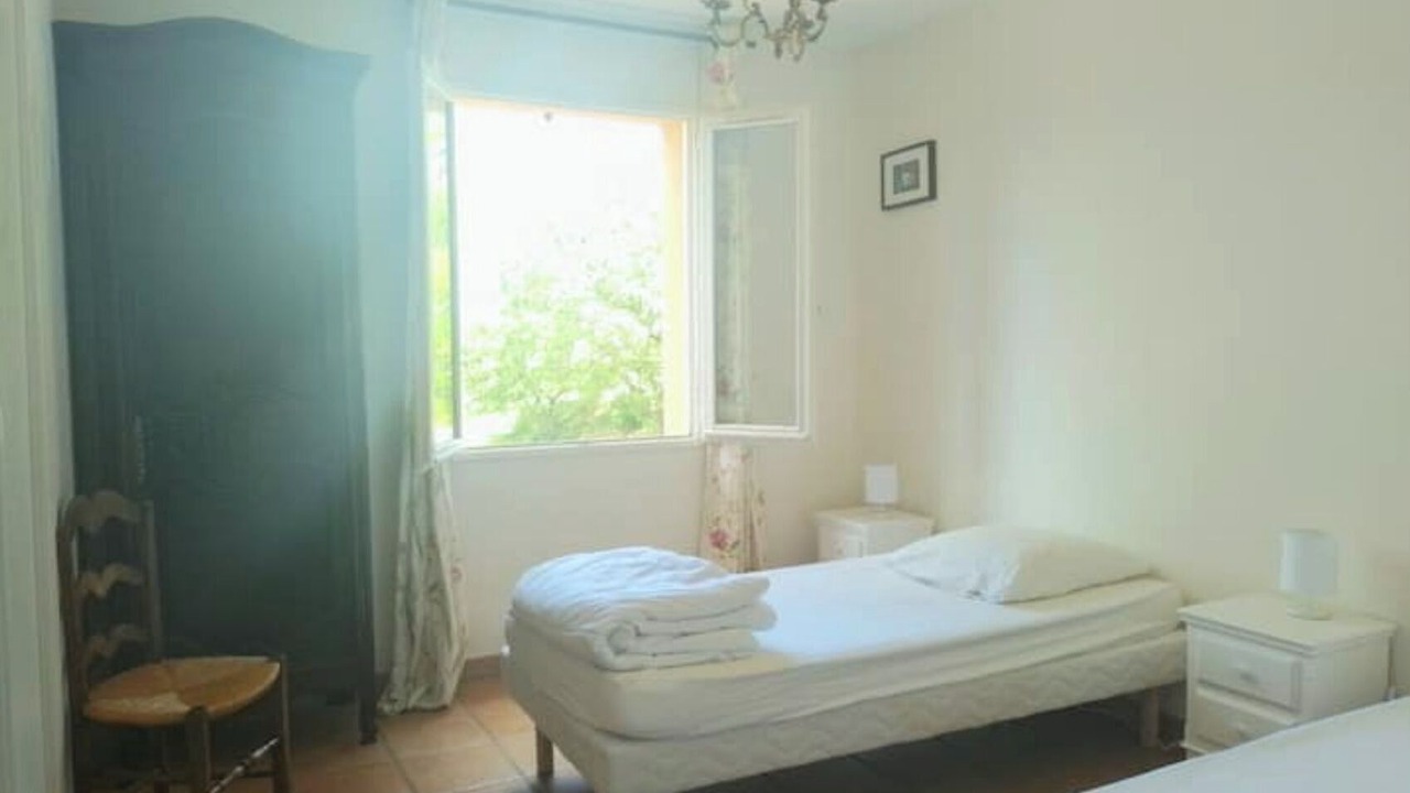Photo of Bedroom in Le Chaffaut-Saint-Jurson