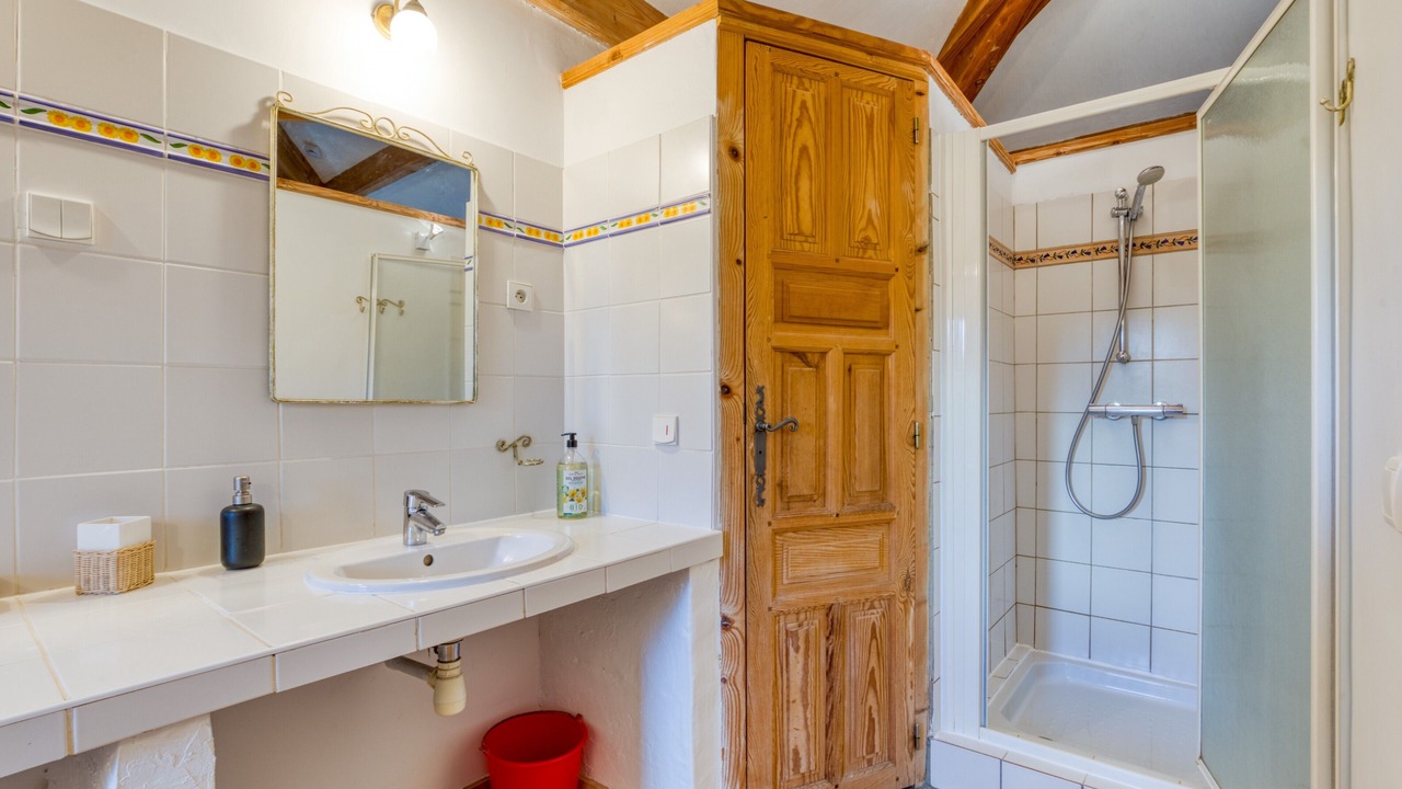Photo of Bathroom in Saint-Mathieu-de-Treviers
