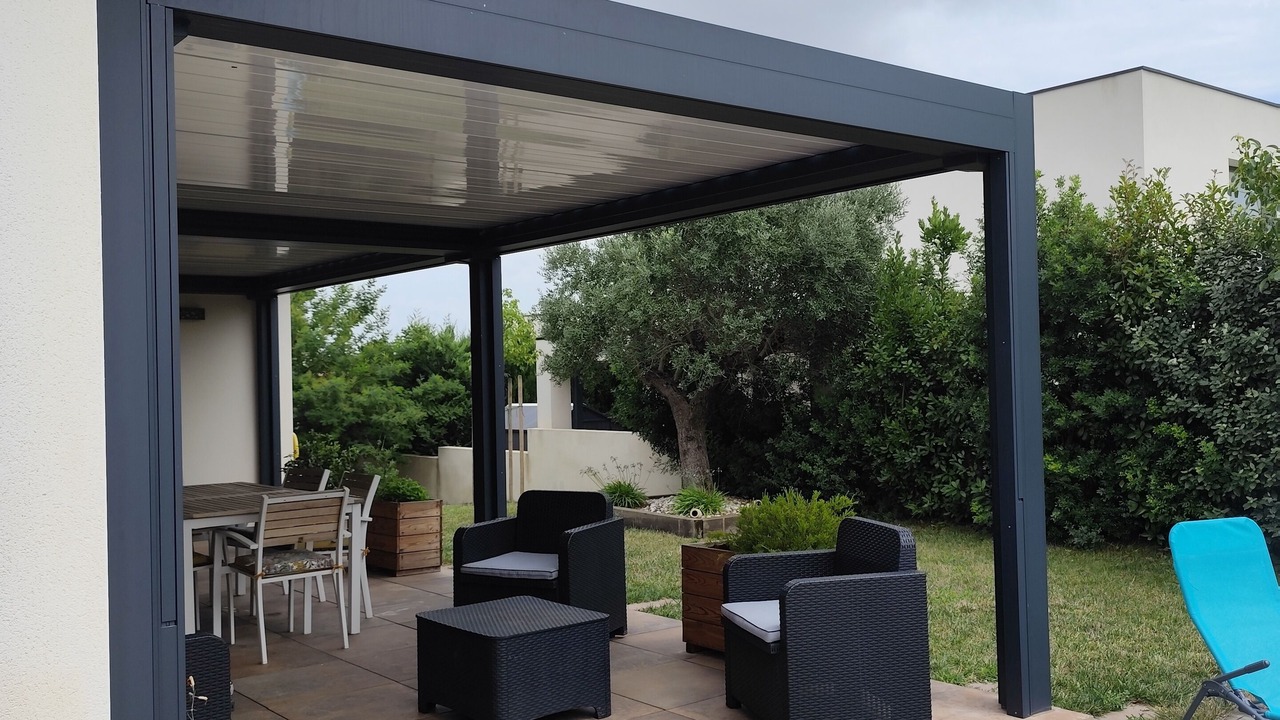 Photo of Outdoor in Caremeau