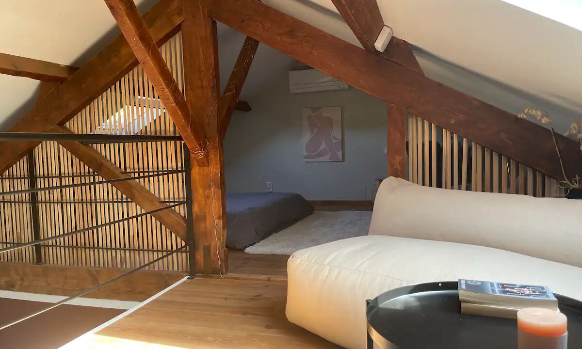 Photo of Bedroom in Les Baumettes